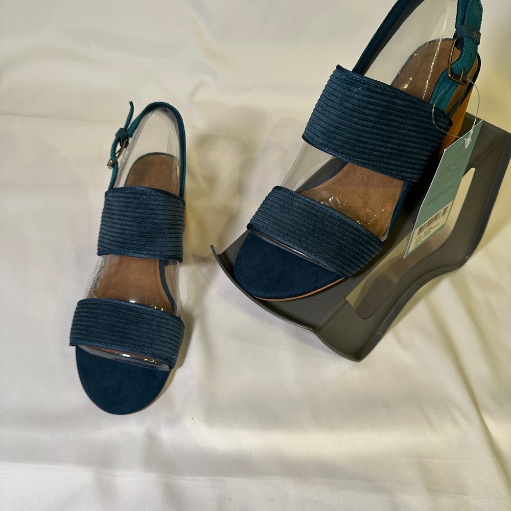 Toms Teal Wedge Slingback Sandals with Ribbed Straps